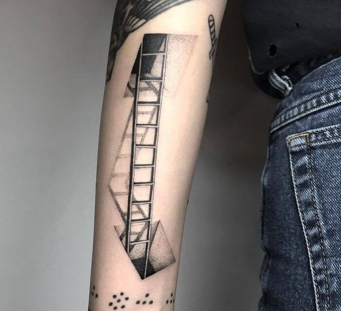 3D tattoo of a geometric ladder design on an arm, showcasing intricate tattoo artistry.