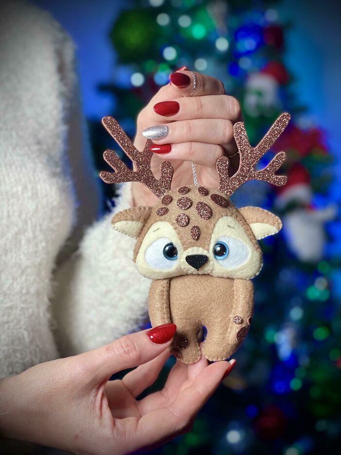 I Really Can’t Stop Sewing This Year. Felt Christmas Tree Ornament