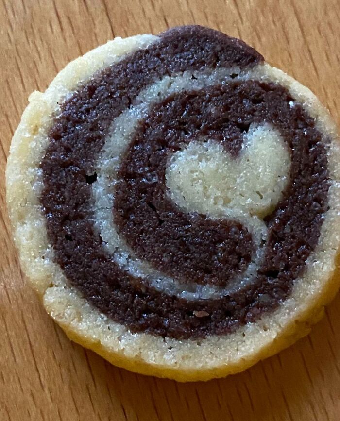 I Made Some Traditional German Christmas Cookies With My Mum. Look At This Perfect Little Heart