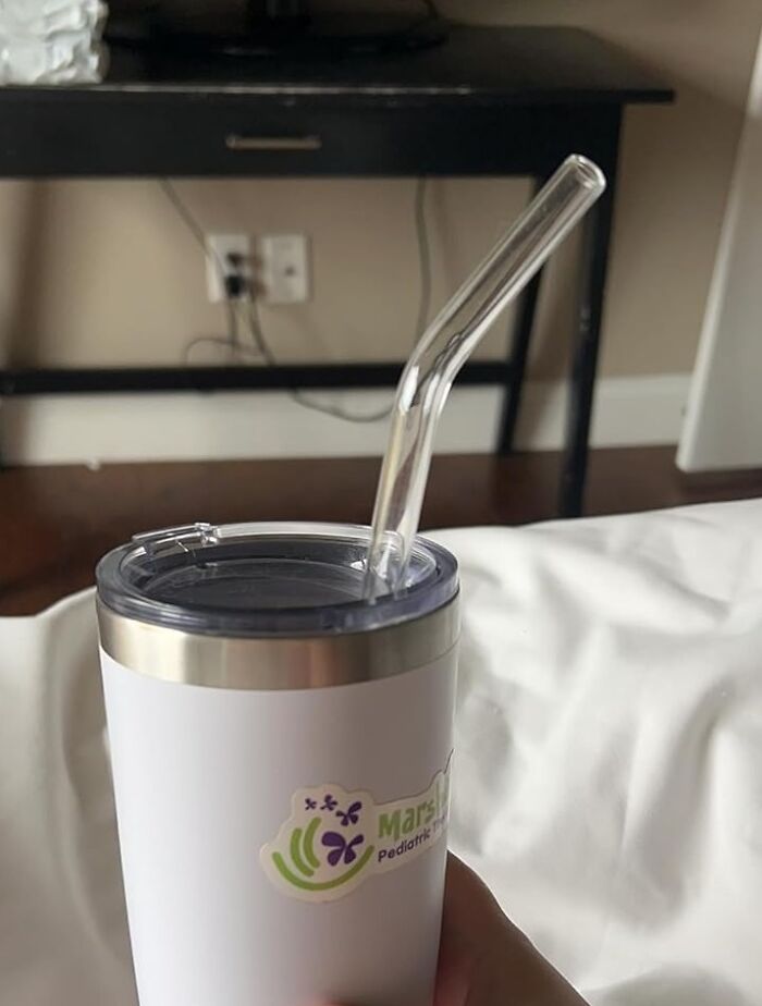 Glass Drinking Straws Are The Eco-Friendly Upgrades For Your New Year's Vibe