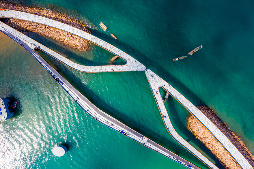 Kiss Bridge &ndash; Where Sunset Rests In Adam's Hands (6 Pics)