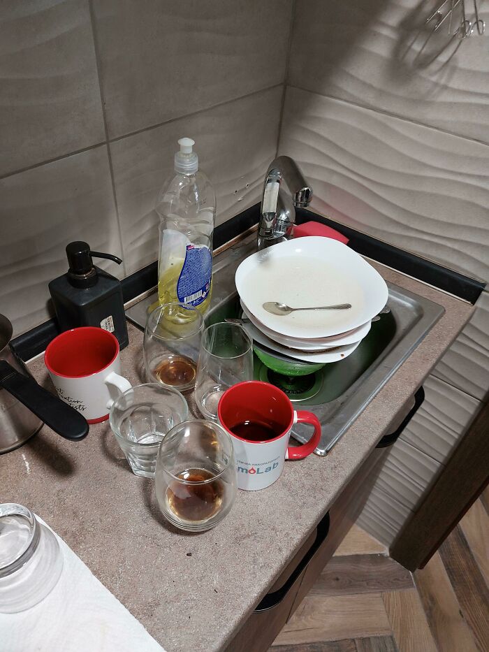 This Is In My Office At Monday. It Will Remain Like This Until The Cleaning Staff Comes At Friday