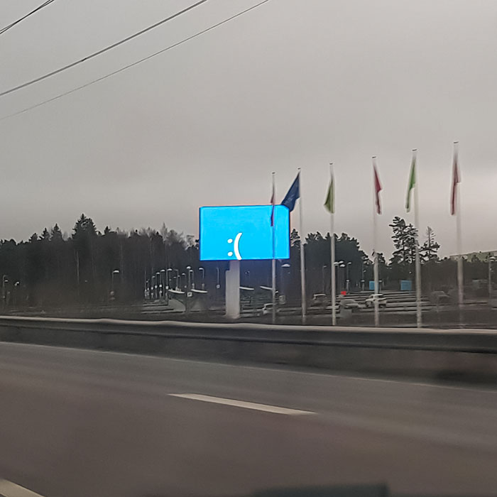 50 Of The Most Bizarre Pics That Got Posted On This No Context Instagram Page