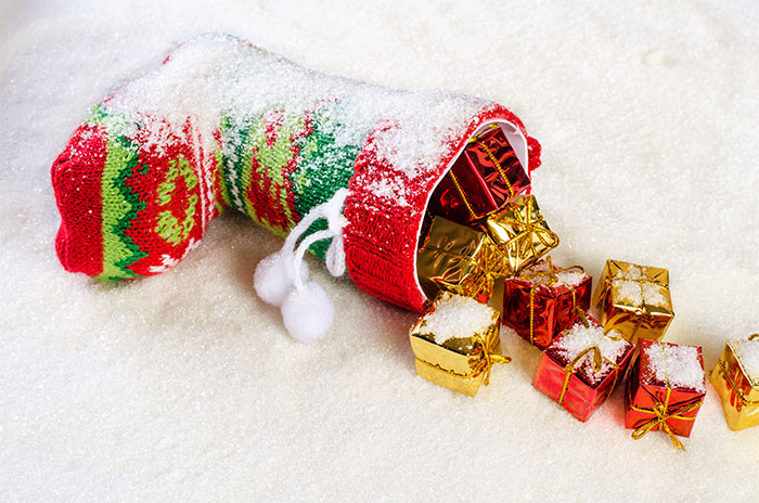 Man Gives Husbands Some Advice About Filling Their Partners&rsquo; Stockings This Year