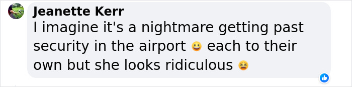 Comment criticizing tattooed grandmother, 41, looks.