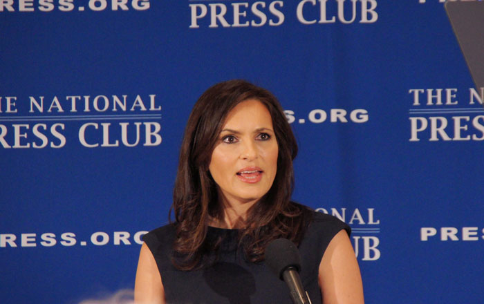 Someone Asked Which Millionaires And Billionaires The Internet Calls Decent And Got These 31 Answers