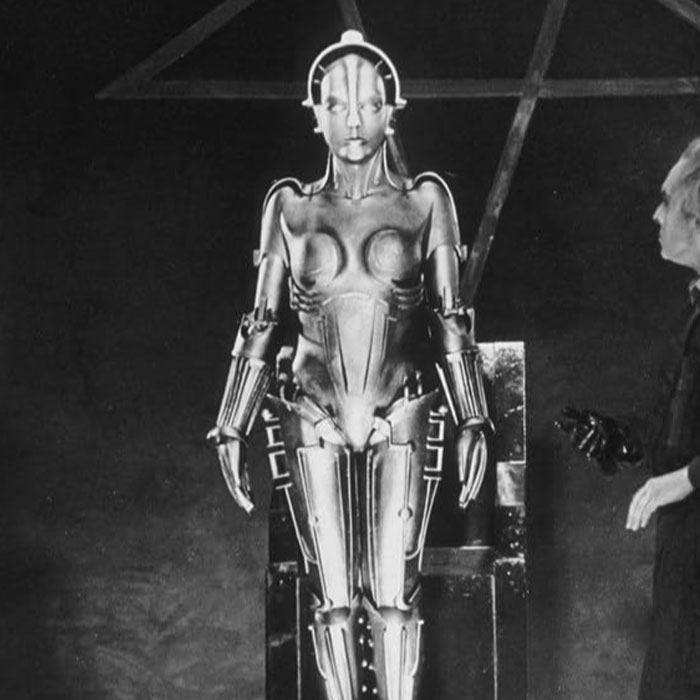 “You Can Be A Beyhive And Be Critical”: Fans Disappointed As Japanese Illustrator Claims Beyoncé Stole His Art “You Can Be A Beyhive And Be Critical”: Fans Disappointed As Japanese Illustrator Claims Beyoncé Stole His Art