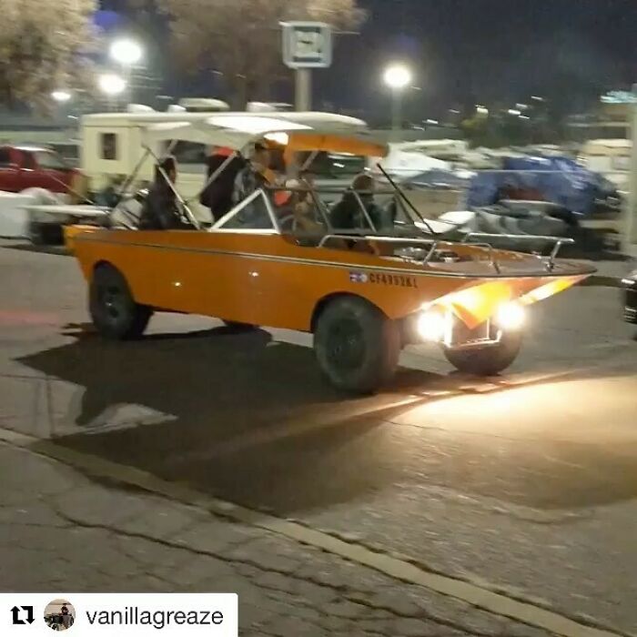 Chaotic-Car-Show-Moments