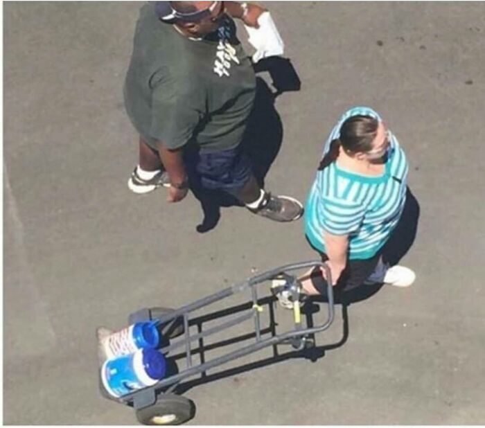 Chaotic-Car-Show-Moments