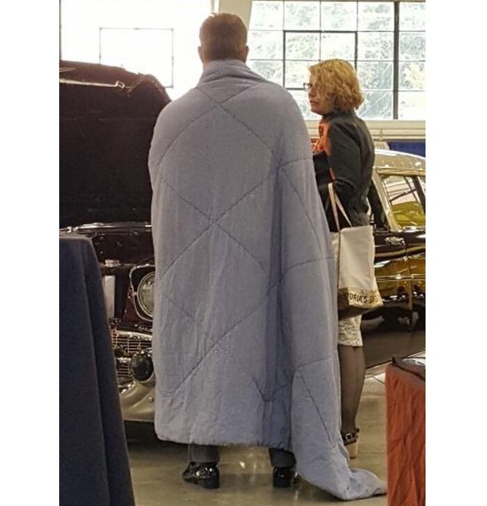 Chaotic-Car-Show-Moments