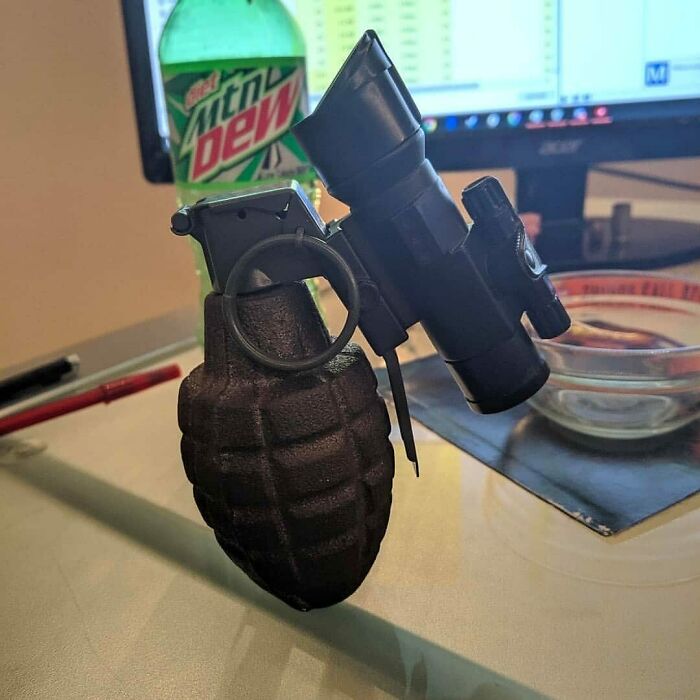 No-Context-Cursed-Pics