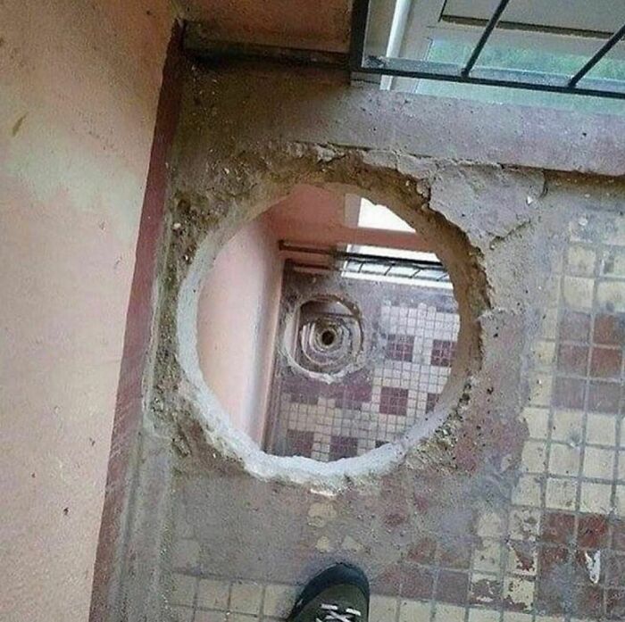 50 Of The Most Bizarre Pics That Got Posted On This No Context Instagram Page