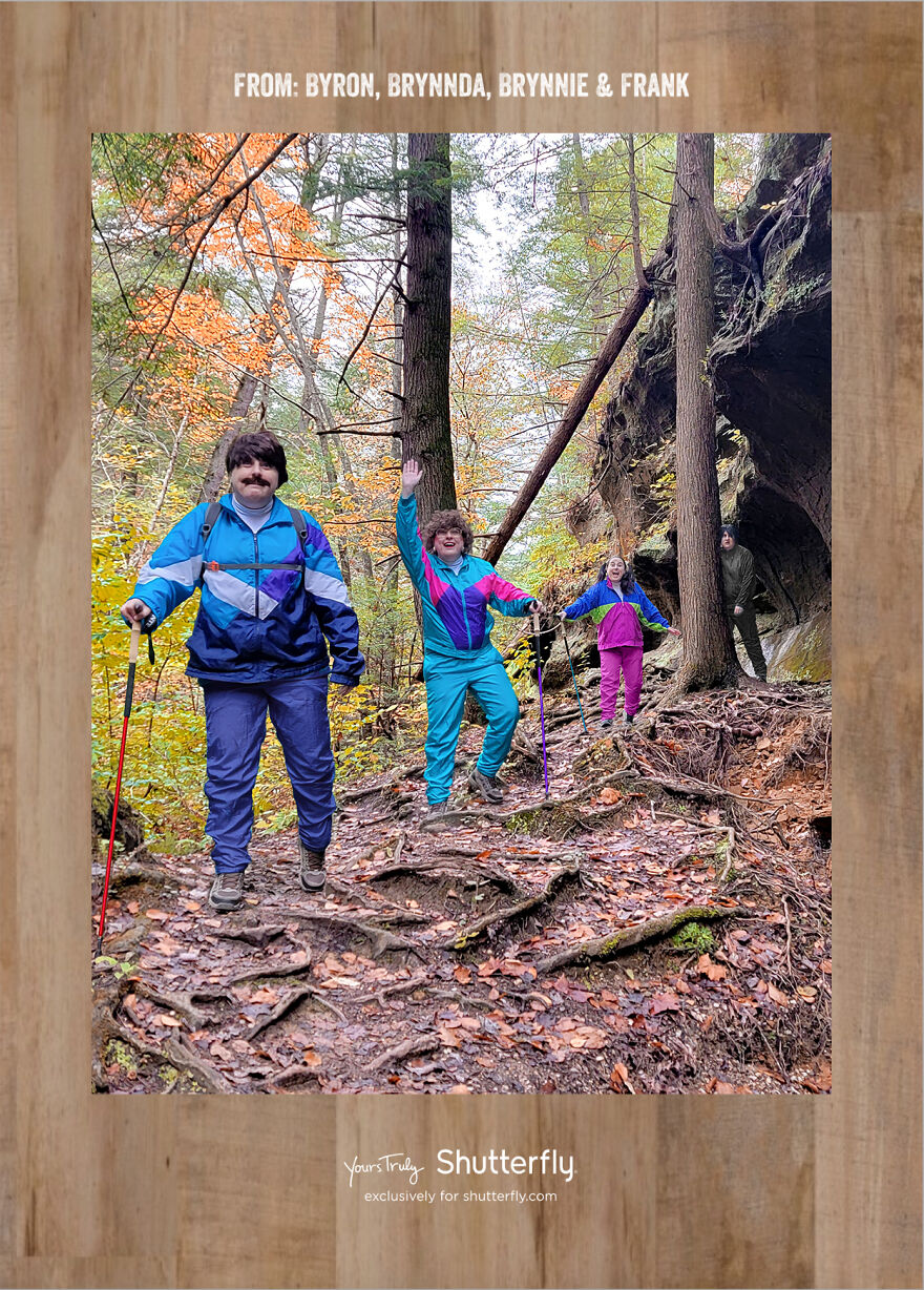 I Photoshopped Myself To Be My Own Awkward Family For The Holidays