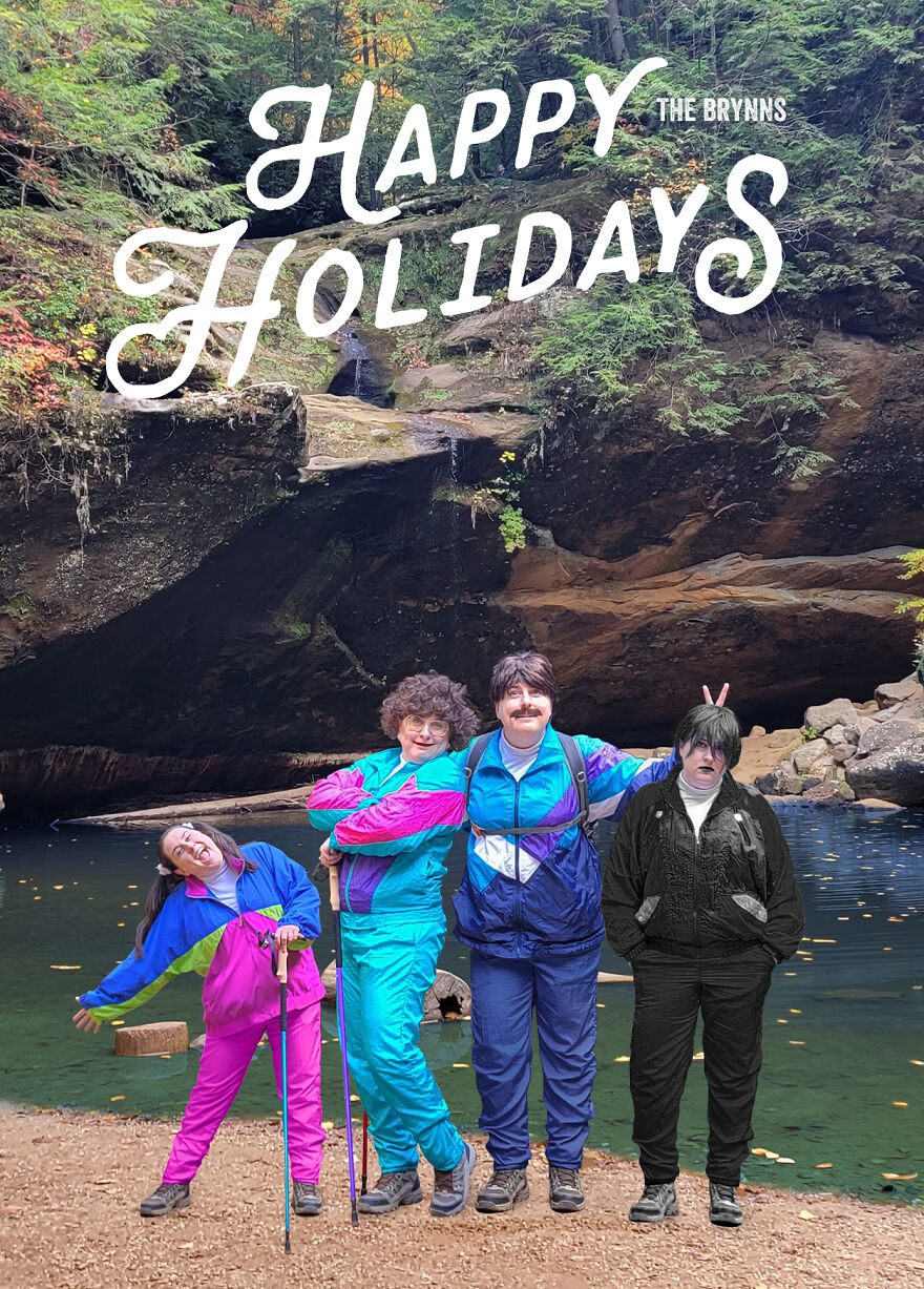 I Photoshopped Myself To Be My Own Awkward Family For The Holidays