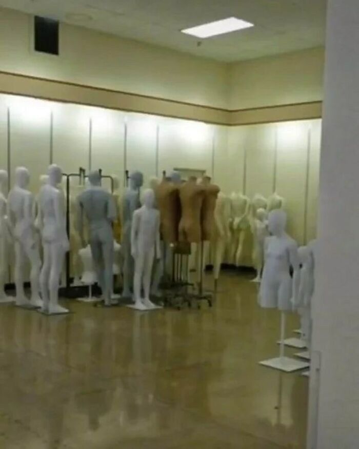 Liminal-Spaces-Pictures