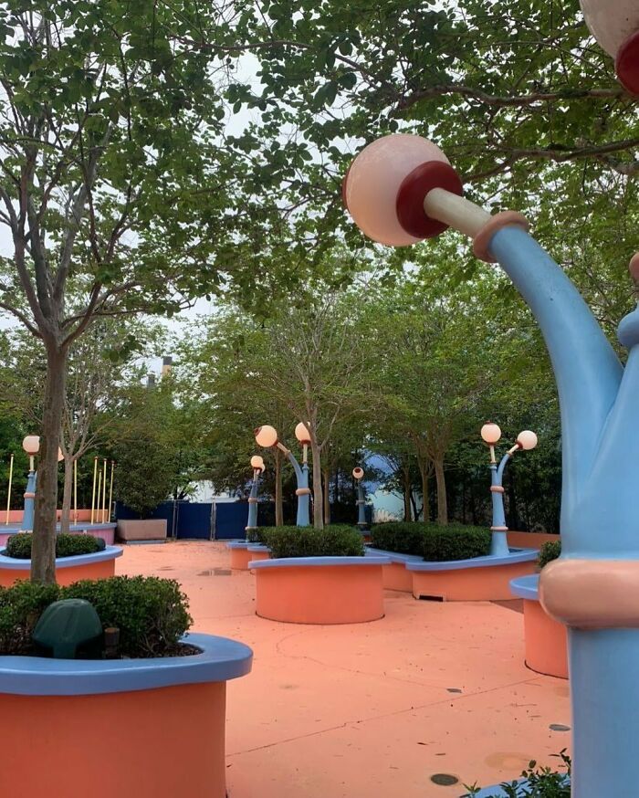 Liminal-Spaces-Pictures