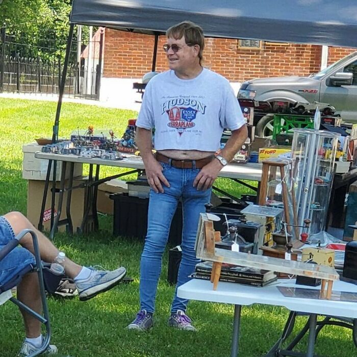 Chaotic-Car-Show-Moments