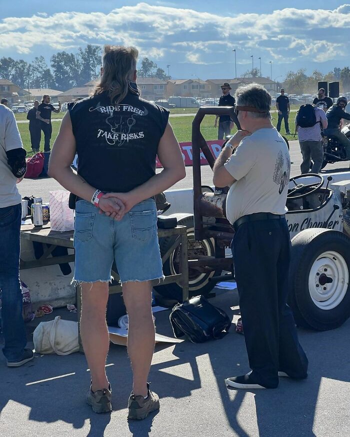 Chaotic-Car-Show-Moments