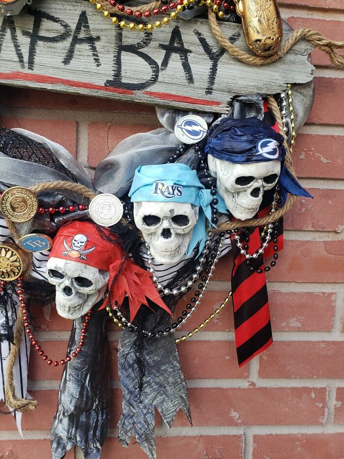 Wreaths And Other Holiday Decorations That I Made (44 Pics) Wreaths And Other Holiday Decorations That I Made (44 Pics)