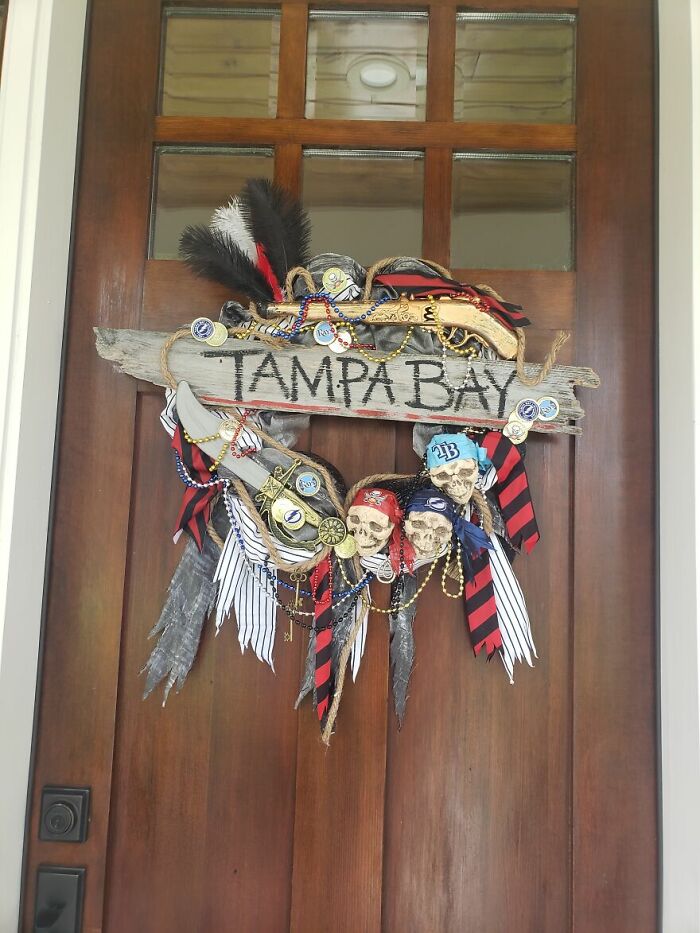 Wreaths And Other Holiday Decorations That I Made (44 Pics) Wreaths And Other Holiday Decorations That I Made (44 Pics)