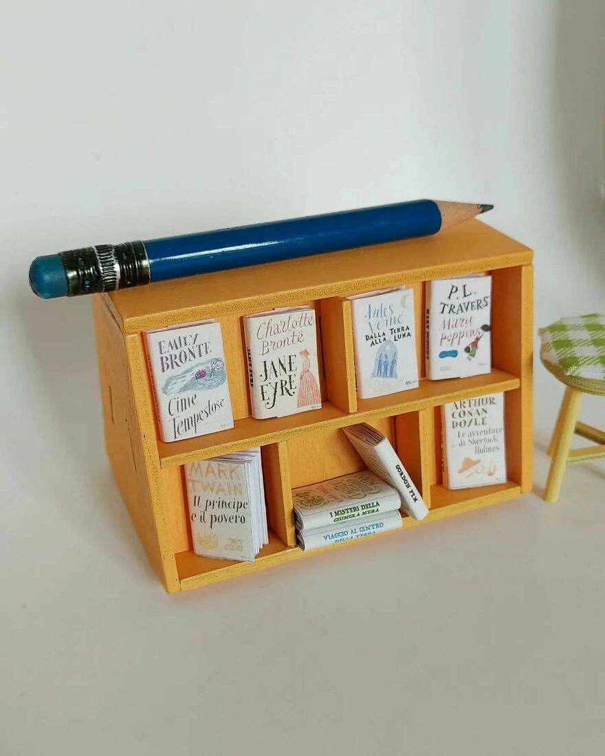 These Mini-Books Are Dedicated To The Bur Ragazzi Classics Series