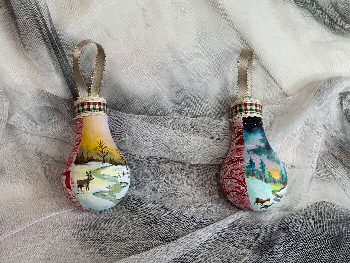 I Continue To Salvage Burnt-Out Light Bulbs And Transform Them Into One-Of-A-Kind Christmas Ornaments (33 Pics)