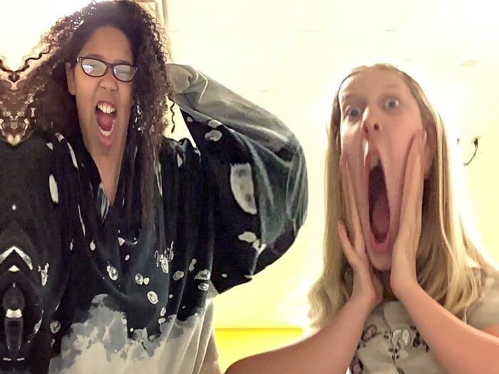 My Friends Taking This Picture When I Wasn’t There… 🤦‍♀️😂