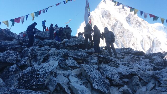 12 Days To Everest: Trekking With A Furry Friend 12 Days To Everest: Trekking With A Furry Friend