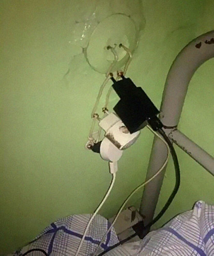 No-Context-Cursed-Pics