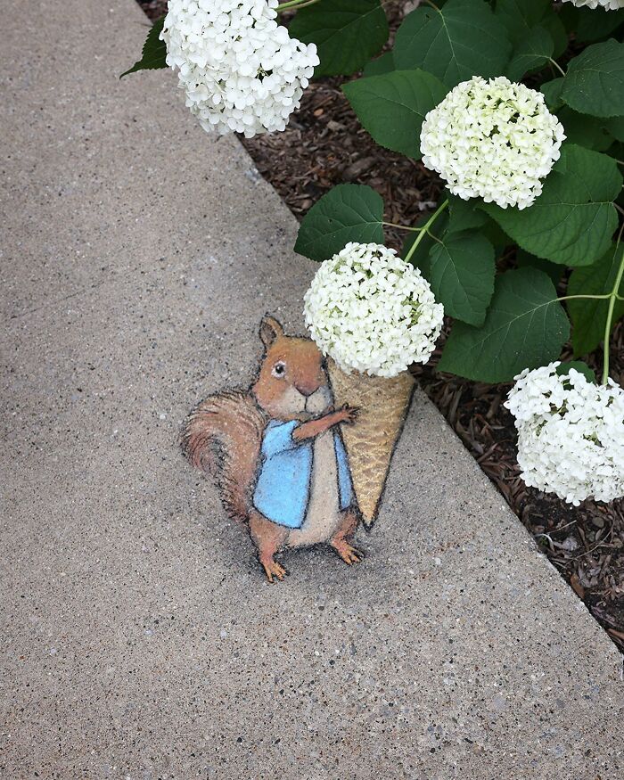 The Ephemeral Art Of Chalk. David Zinn Extracts Life From The Streets And Walls (New Pics)