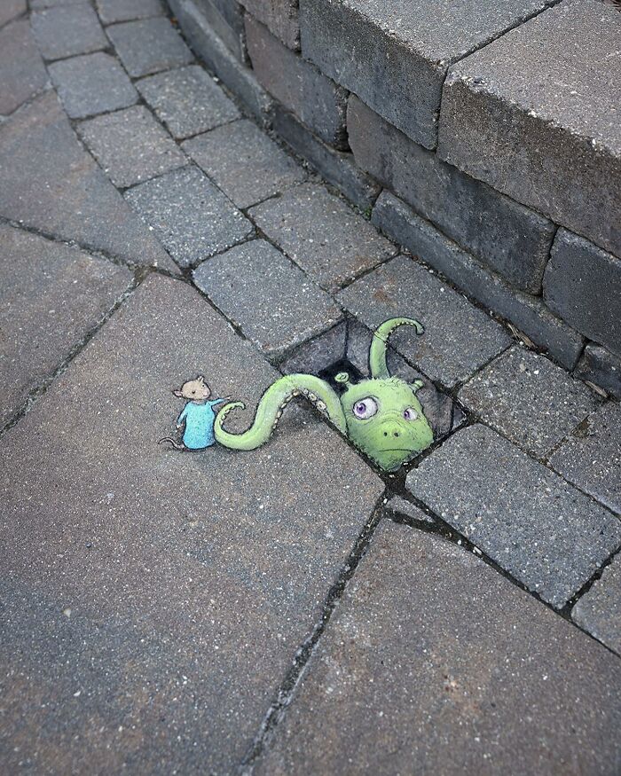 The Ephemeral Art Of Chalk. David Zinn Extracts Life From The Streets And Walls (New Pics)