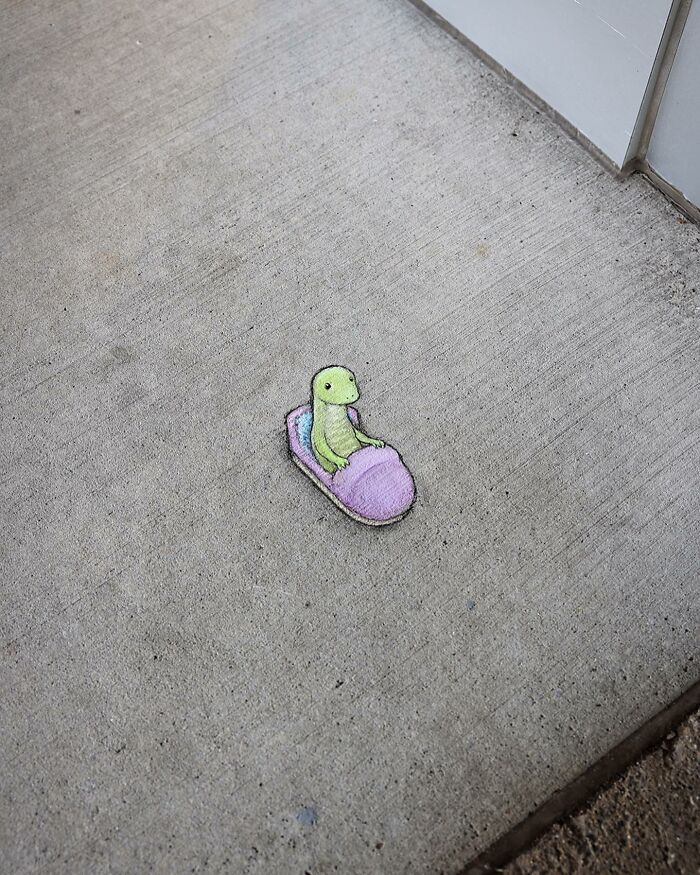 The Ephemeral Art Of Chalk. David Zinn Extracts Life From The Streets And Walls (New Pics)