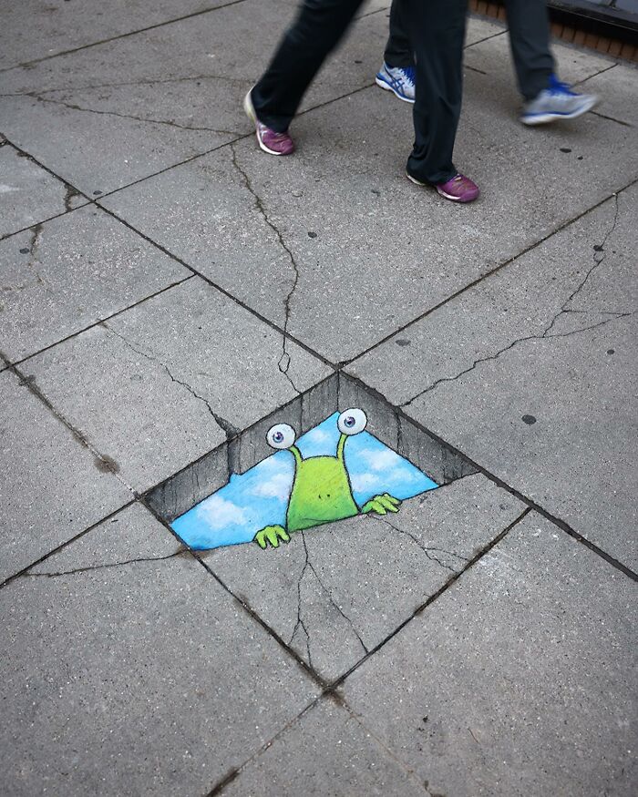 The Ephemeral Art Of Chalk. David Zinn Extracts Life From The Streets And Walls (New Pics)