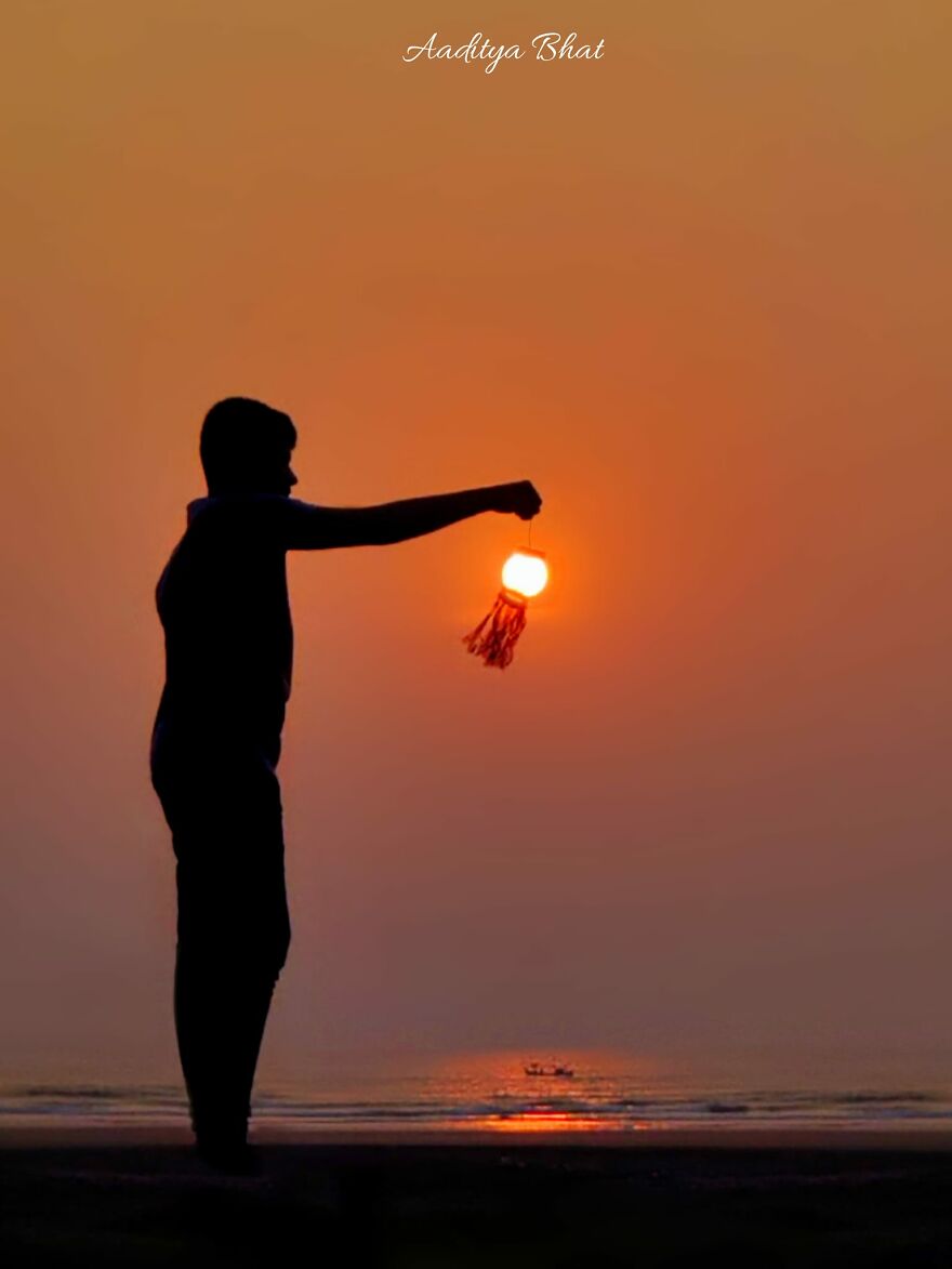 This Artist Patiently Waits For The Sun's Position To Take His Photos (19 Pics)