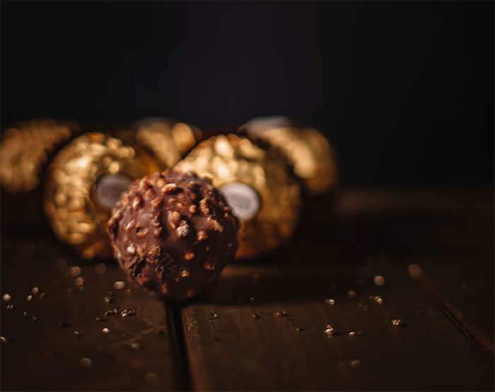 “I Feel Betrayed”: Woman Finds Out Her Parents Were Lying About Her Nut Allergy All Along “I Feel Betrayed”: Woman Finds Out Her Parents Were Lying About Her Nut Allergy All Along