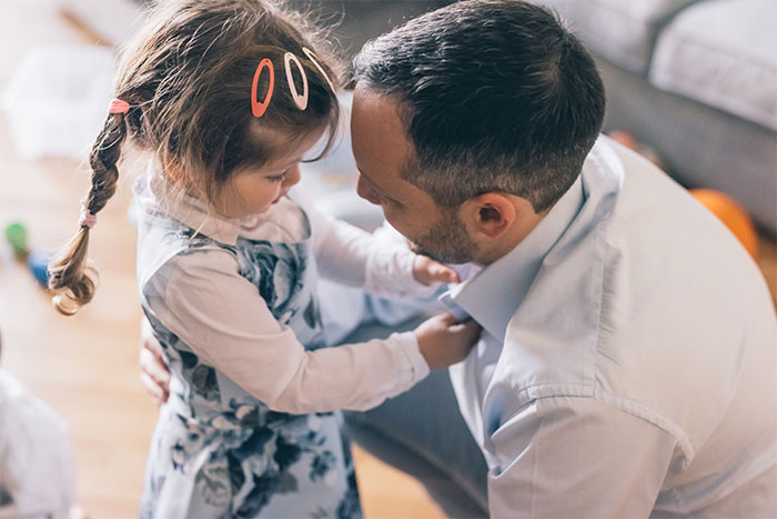 20 Cosas raras que hace la gente adinerada, observadas por quienes los conocen