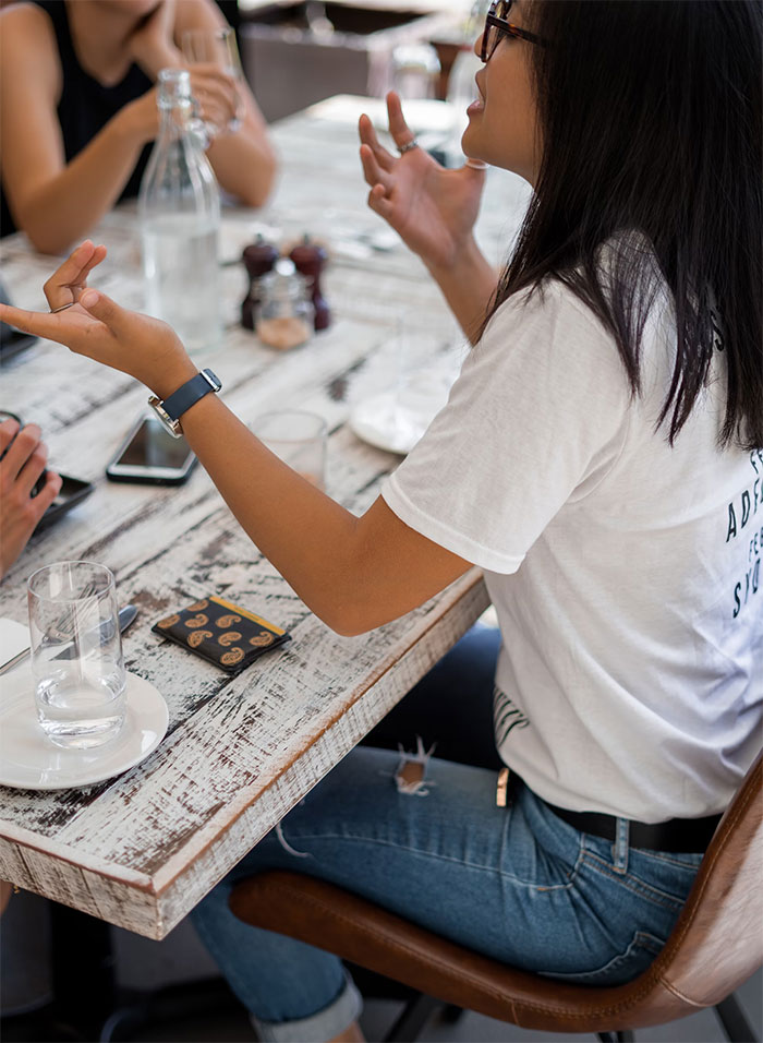 “Alpha Male Garbage”: 30 Things That Some Folks Think Are A “Flex” But Really Are Not