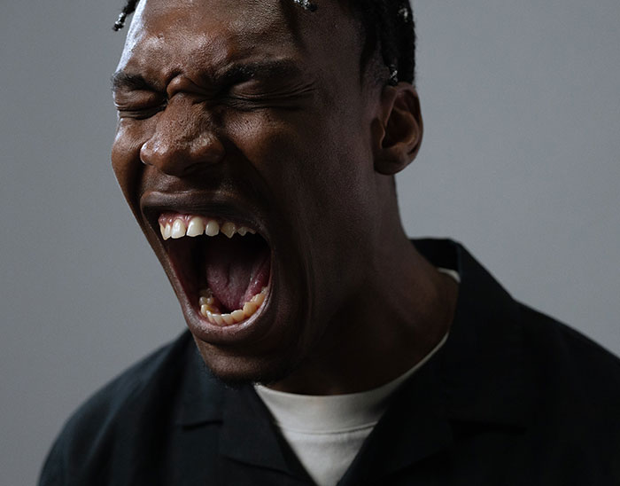 "What’s A Secret That Could Tear Your Entire Family Apart?" (32 Answers)