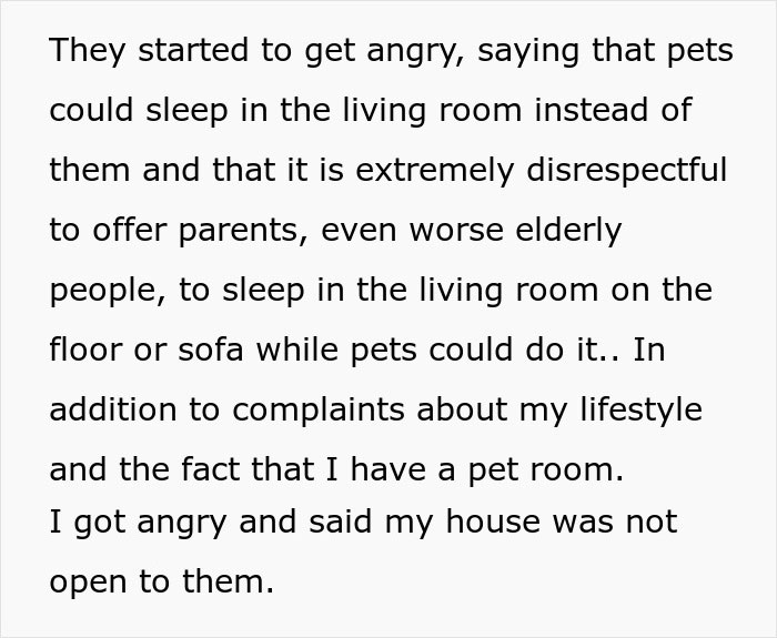 Woman Refuses To Let Homeless Parents Occupy Her Pet Room, Wonders If She's Being Cruel Woman Refuses To Let Homeless Parents Occupy Her Pet Room, Wonders If She's Being Cruel