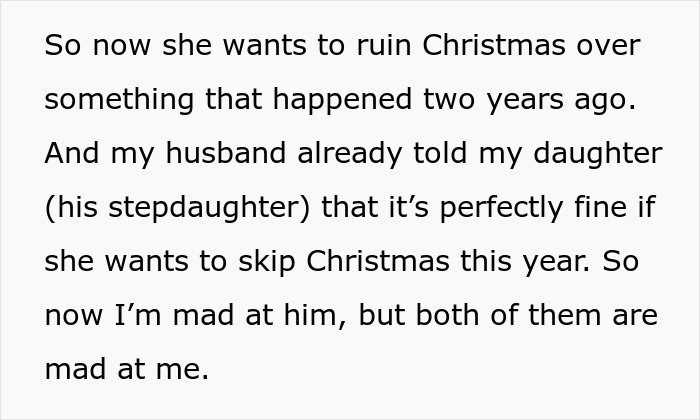 Daughter Decides To Skip Christmas Over Joke Her Mom Made 2 Years Ago, Mom Asks For Advice Daughter Decides To Skip Christmas Over Joke Her Mom Made 2 Years Ago, Mom Asks For Advice