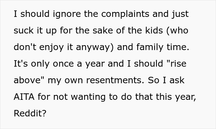 Family Tired Of Hosting Ungrateful Relatives For Christmas Decide To Cancel, Drama Ensues