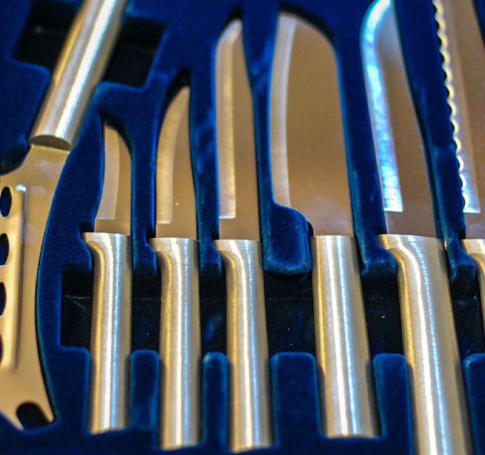 “He Became Single For Christmas”: 40 Of The Worst Xmas Gifts These People Have Ever Received