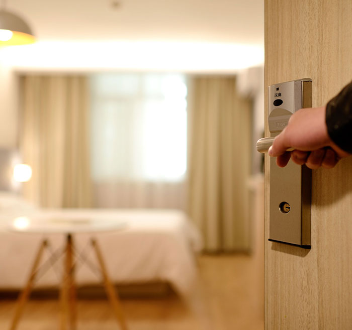 “He Became Single For Christmas”: 40 Of The Worst Xmas Gifts These People Have Ever Received