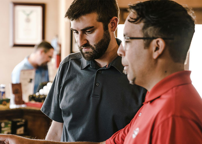 Worker Refuses To Take Boss’s Nonsense Reasons For Not Being Paid After 13.5-Hour Shift Worker Refuses To Take Boss’s Nonsense Reasons For Not Being Paid After 13.5-Hour Shift