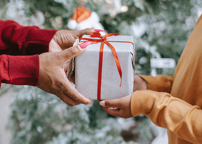 "I Was Being Cheap": GF Freaks Out After BF Refused To Buy Her A Tesla