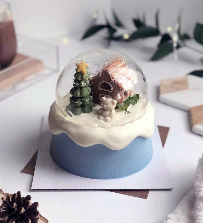 Here's The Completed Snow Globe Cake. A White Chocolate Chiffon Fresh Cream Drip Cake, Butter Cookie Decorations, And A Crystal Sugar Dome That Took Years Off My Life. Merry Christmas
