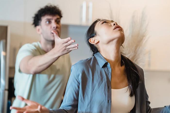 Woman Accuses Grieving Husband Of Ruining A Work Xmas Gala For Her, Gets A Reality Check