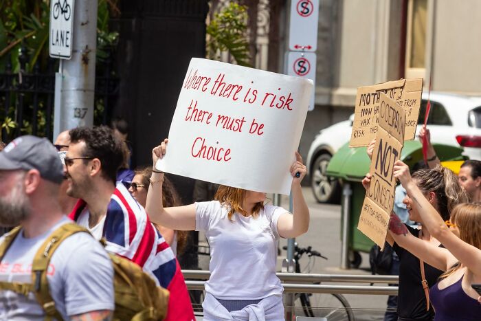 “We Can Use Fewer Idiots In The World”: 40 Cases Of Mass Stupidity That Prove People Are Dumb