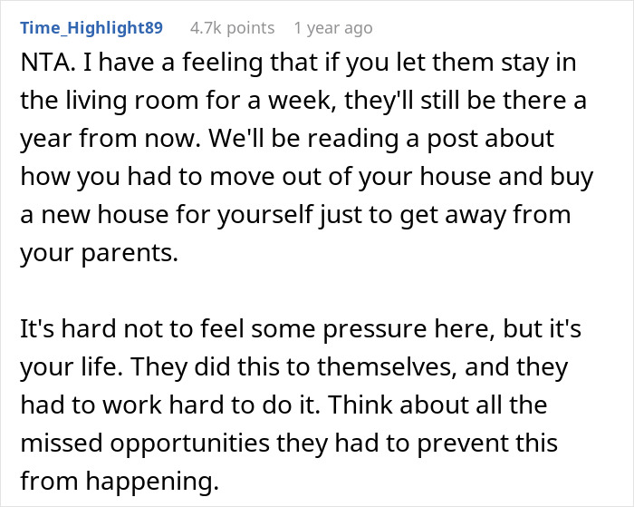 Woman Refuses To Let Homeless Parents Occupy Her Pet Room, Wonders If She's Being Cruel Woman Refuses To Let Homeless Parents Occupy Her Pet Room, Wonders If She's Being Cruel