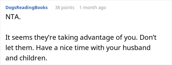 Family Tired Of Hosting Ungrateful Relatives For Christmas Decide To Cancel, Drama Ensues